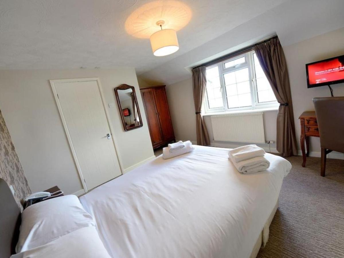 Savoy Country Inn St Clears Eksteriør bilde
